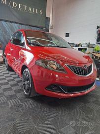 LANCIA YPSILON IBRIDA DEL 2021 PROMO € 8900 SENZA 