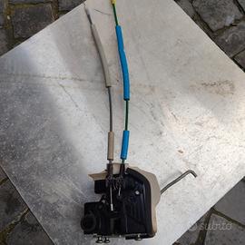 Serratura porta post destra  Kia picanto Hyundai 