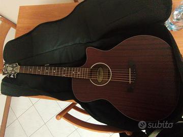 chitarra elettroacustica d'angelico 