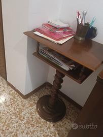 tavolino vintage con gamba a torciglione 