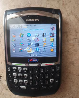 BlackBerry 8700+BlackBerry 9000