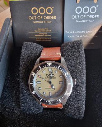 Out of order green diver