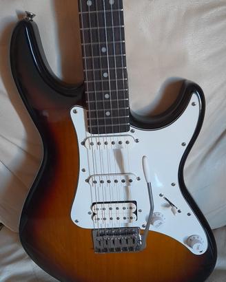 chitarra elettrica 