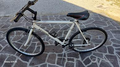  bicicletta  mass con cambio  21 rapporti