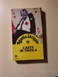 Carte in tavola Agatha Christie