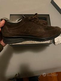 Hogan scarpe uomo scamosciate