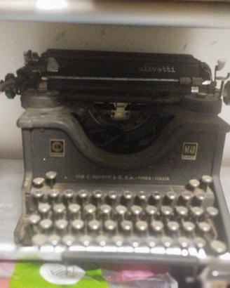 macchina da scrivere 