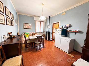 Appartamento con due camere, San Secondo AT/372