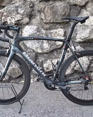 bicicletta da corsa bianchi oltre xr2