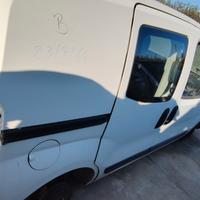 Sportelli destri Peugeot bipper 2010