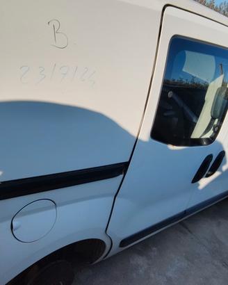 Sportelli destri Peugeot bipper 2010