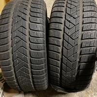 Pneumatici Pirelli invernali 215/40 R17 87H 