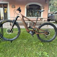 Santacruz Bullit My22 XT