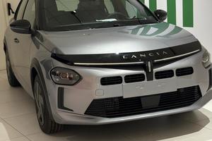 Lancia Ypsilon Hybrid e-DCT