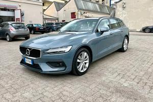 Volvo V60 B4 (d) Geartronic Momentum Business Perf