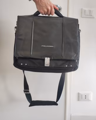 Borsa Piquadro in pelle nera