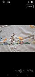 tovaglietta pasquale vintage ricamata a mano