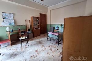 Camera zona Contesse per studentessa/lavoratrice