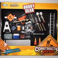 HOBBY GEAR 1:24 ROAD CONSTRUCTION ZONE DIORAM SET