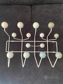 Appendiabiti stile Hang It All