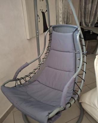 Poltrona sospesa da giardino