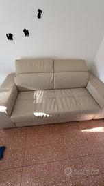 Divano 3 posti relax LISA DIV. – Ecopelle sabbia –