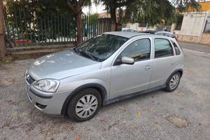 Opel Corsa 1.2 Benzina / Gpl