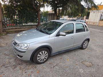 Opel Corsa 1.2 Benzina / Gpl