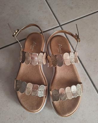 Sandali bambina Alesya Girl metallizzati oro