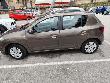 Dacia Sandero Streetway + Set PNEUMATICI INVERNALI
