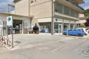 Negozio 250 mq. fronte strada