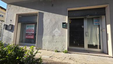 NEGOZIO A PESCARA