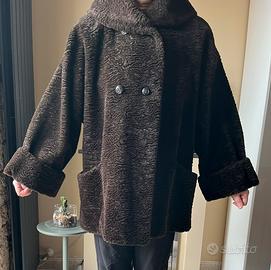 Pelliccia sintetica astrakan