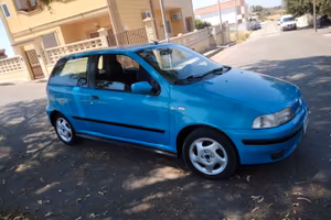 LANCIA Y e Fiat punto