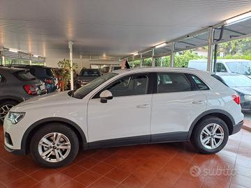 Audi Q3 40 tdi 150cv business plus stronic 2024