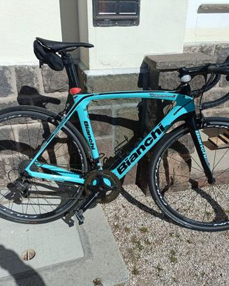 Bici strada Bianchi Oltre xr 3