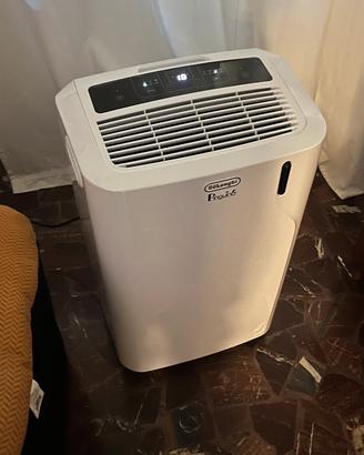 Condizionatore De'Longhi Pinguino PAC EM82