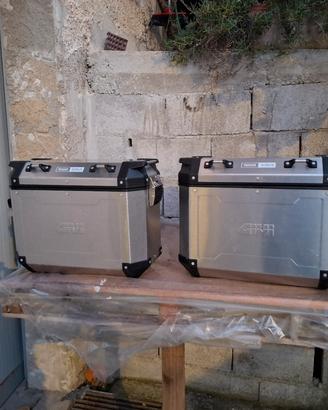Givi trekker Outback 37 litri coppia 