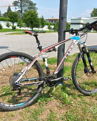 Cube AMS carbon biammortizzata