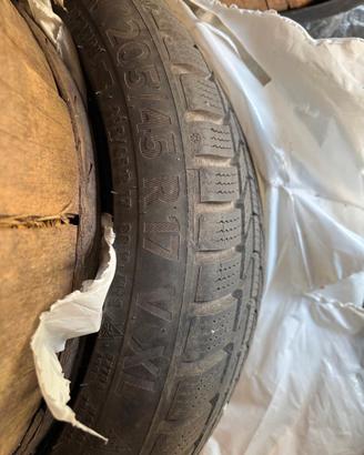 Gomme auto invernali 205/45/r17