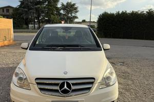 Mercedes Classe B anno 2010