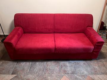 Divani letto matrimoniale + pouf contenitore