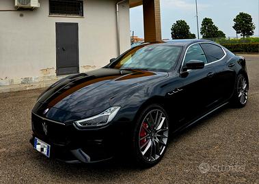 MASERATI GHIBLI SQ4 430CV. Grand Sport