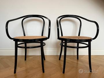 Coppia di sedie, tipo modello 209 di Thonet