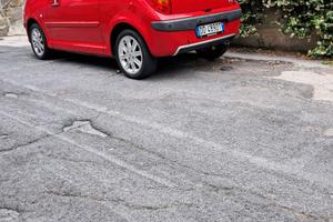 AUTO CON CAMBIO AUTOMATICO