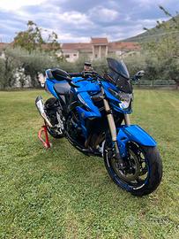 Suzuki GSR 750 SP