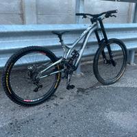 COMMENCAL  V4   DH taglia L