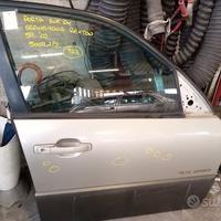 Porta anteriore destra Ssangyon Rexton 02 50021