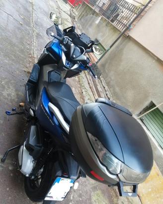Scooter Honda Forza 350 Deluxe