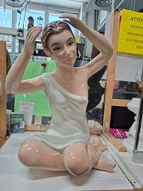 Statua Ceramica Donna